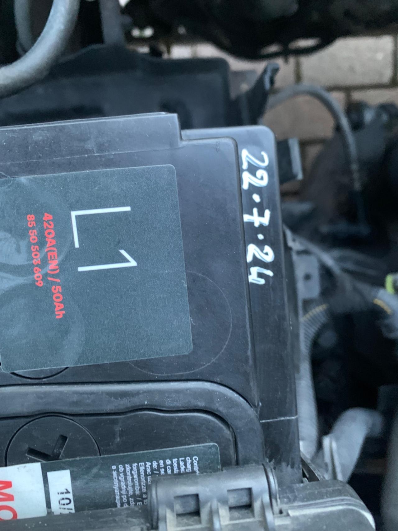 Opel Corsa 1.4 16V 5 porte Cosmo