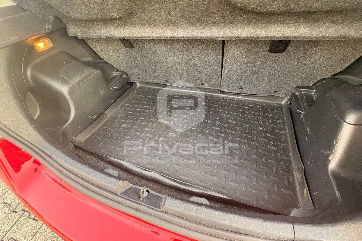 TOYOTA Yaris 1.3 5 porte Trend