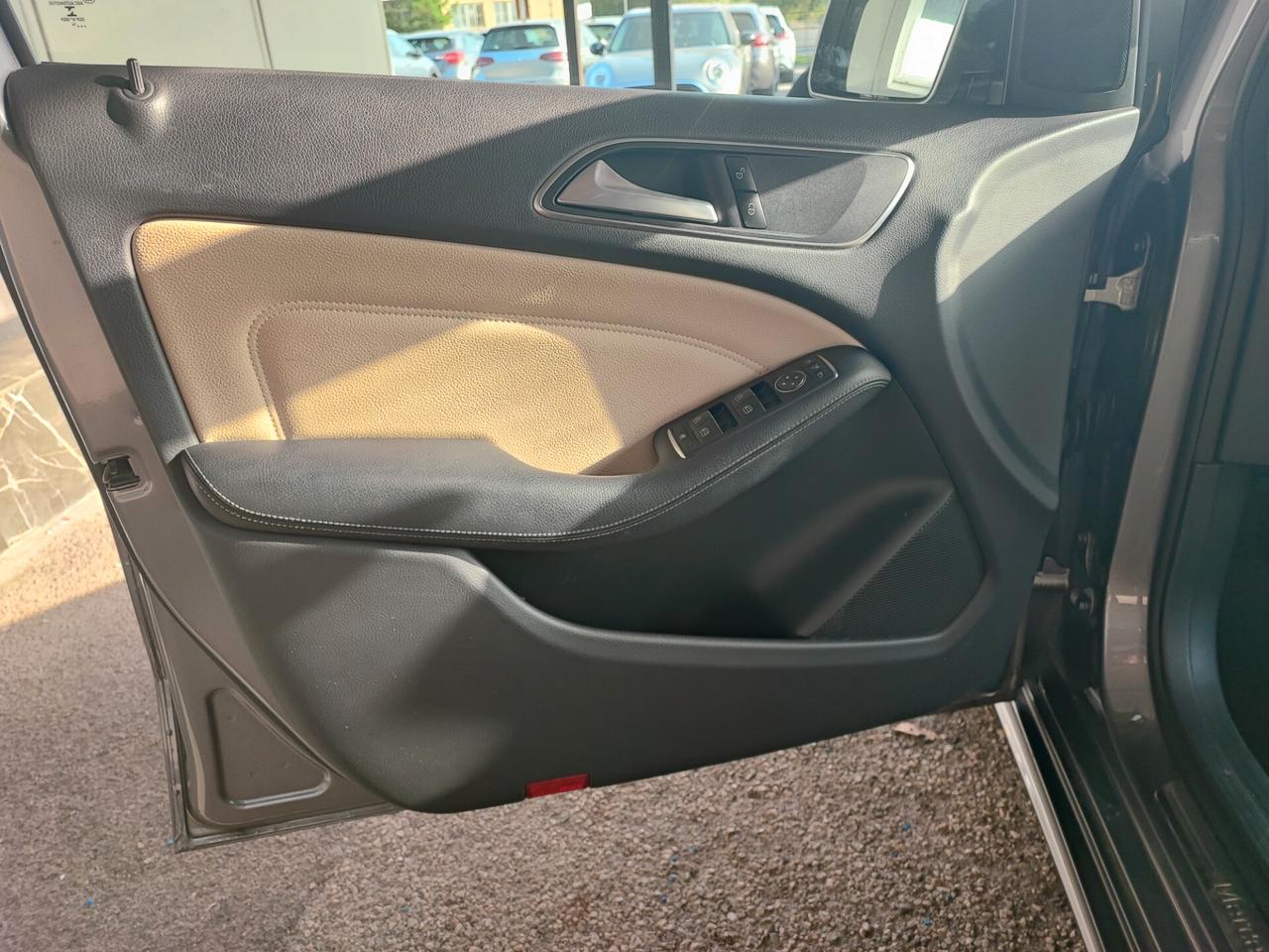 Mercedes-benz B 180 d Automatic Premium