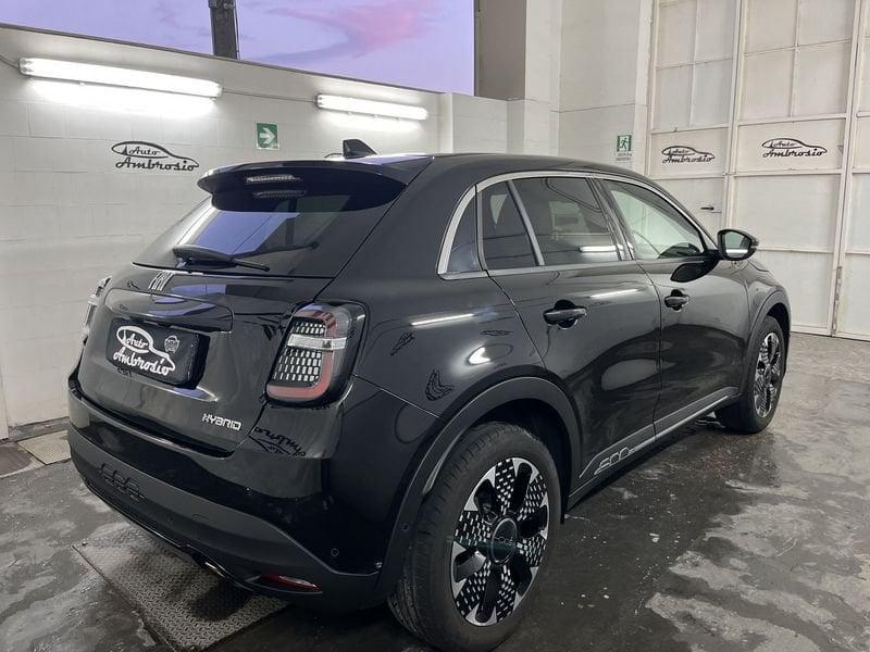 FIAT 600 600 Hybrid 100 CV DCT MHEV La Prima DA 249.00 MENSILE