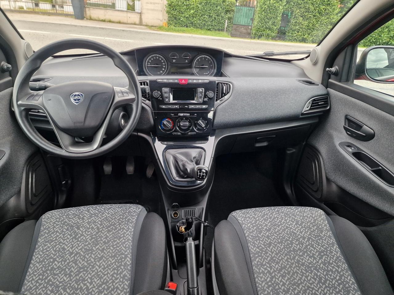 Lancia Ypsilon 1.2 69 CV 5 porte GPL Ecochic Gold