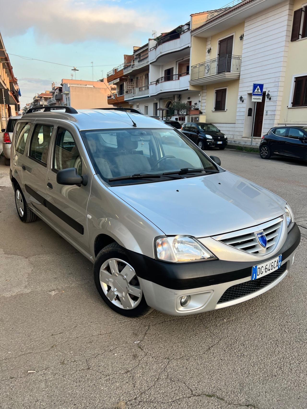 Dacia Logan MCV 1.5 dCi 70CV 5 posti Lauréate