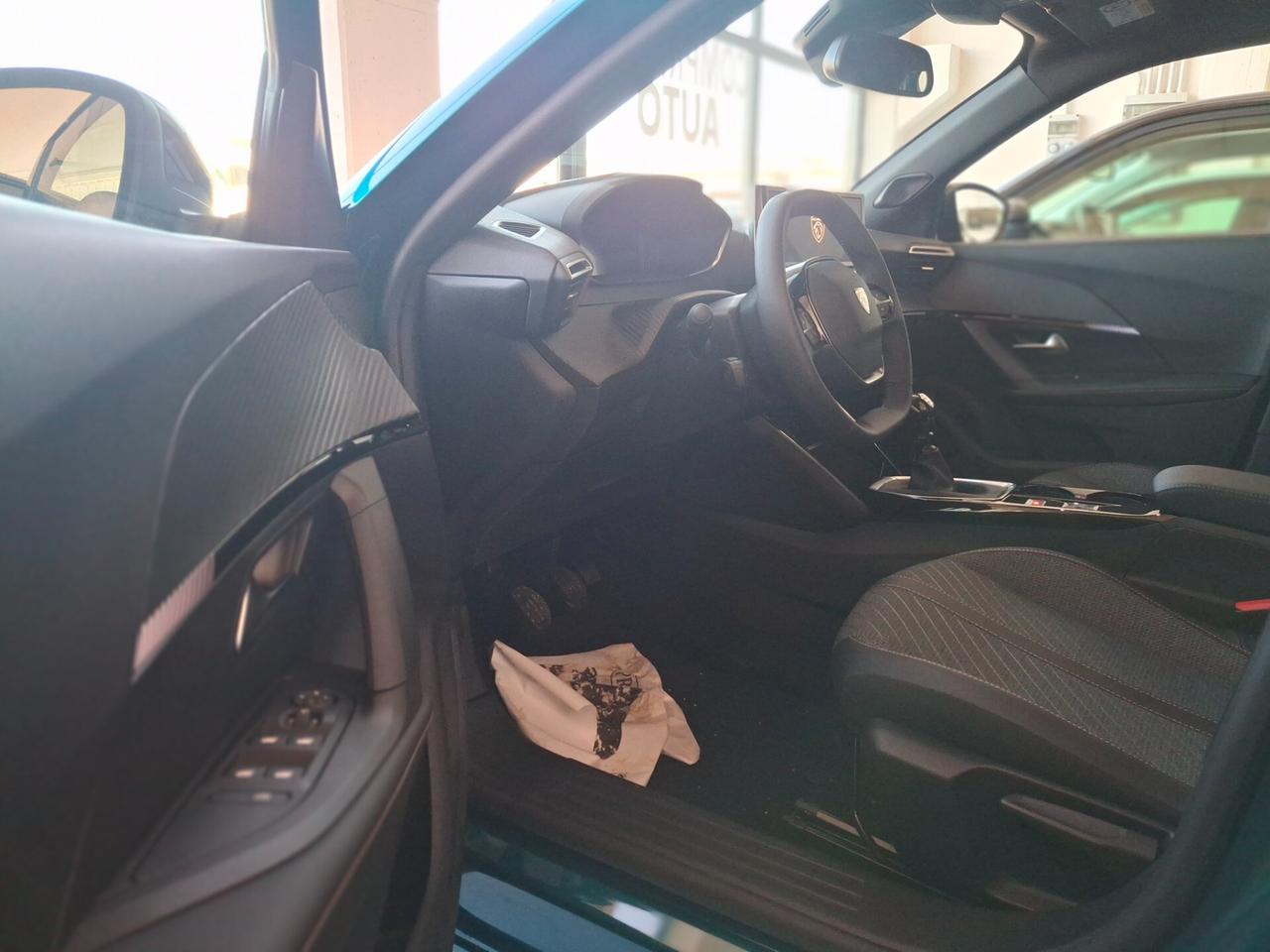 Peugeot 2008 1.2 Turbo Edition