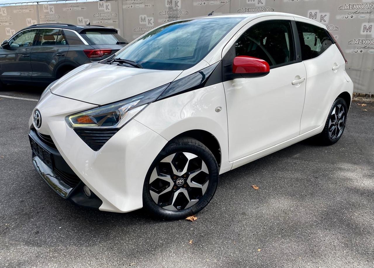 Toyota Aygo 5p 1.0 x-play -CAMERA - TAGLIANDI CASA MADRE-GARANZIA