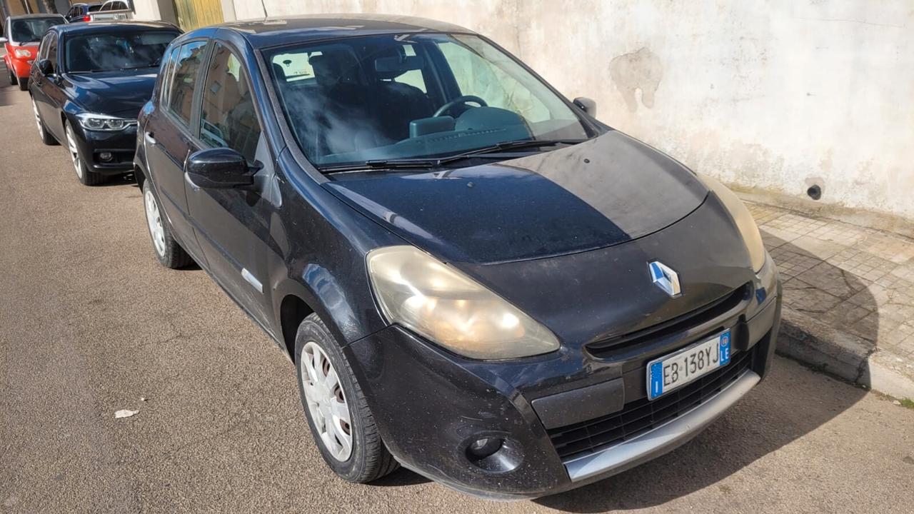 RENAULT Clio 1.2 GPL 75 CV *Neopatentati