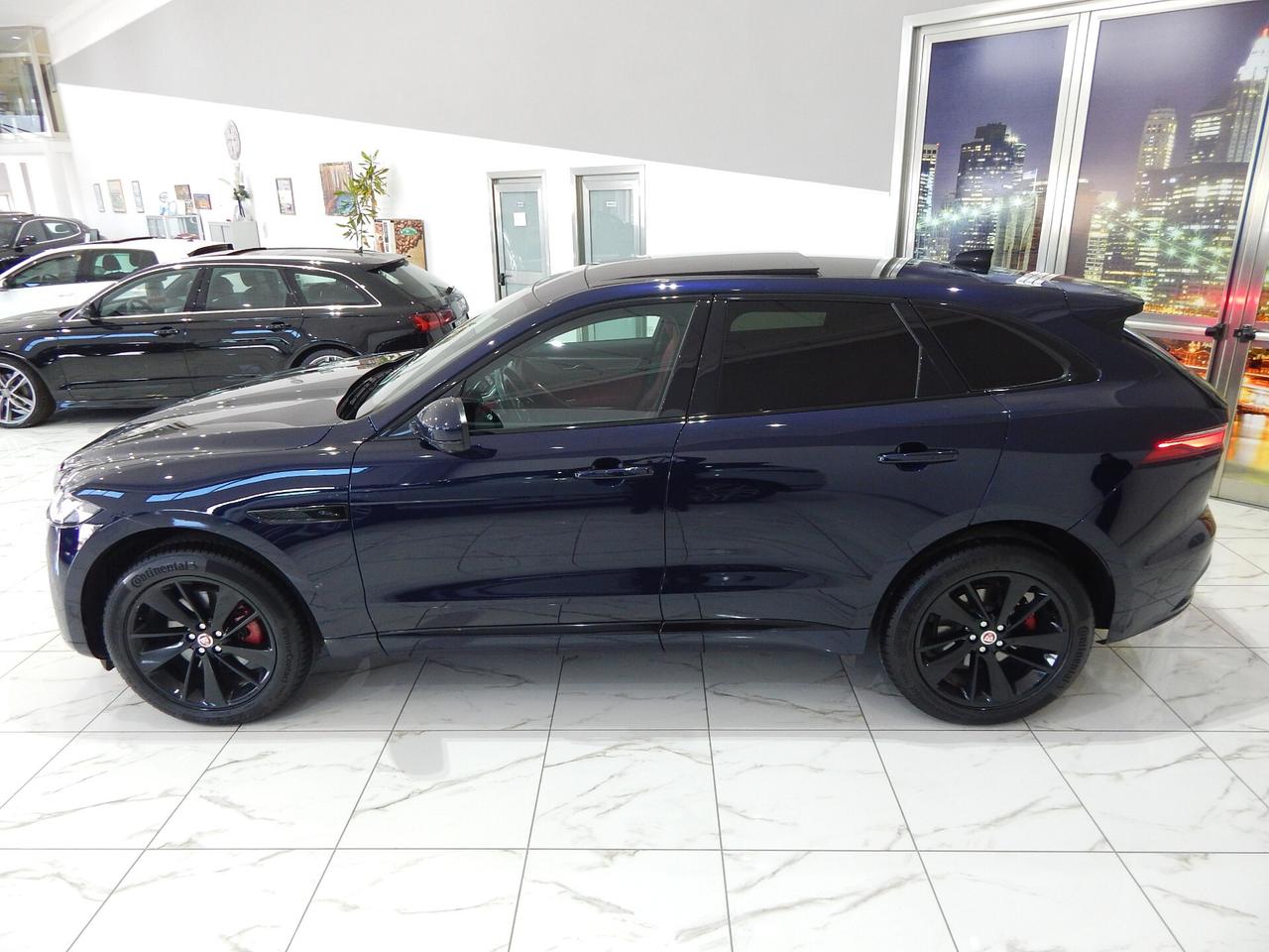 Jaguar F-Pace 2.0 D204 R-Dynamic SE AWD TETTO-NAVI-PELLE ROSSA