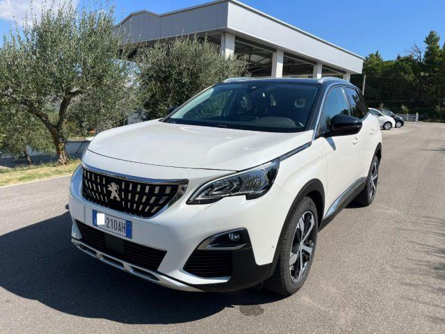 PEUGEOT 3008 BlueHDi 130 S&S Allure