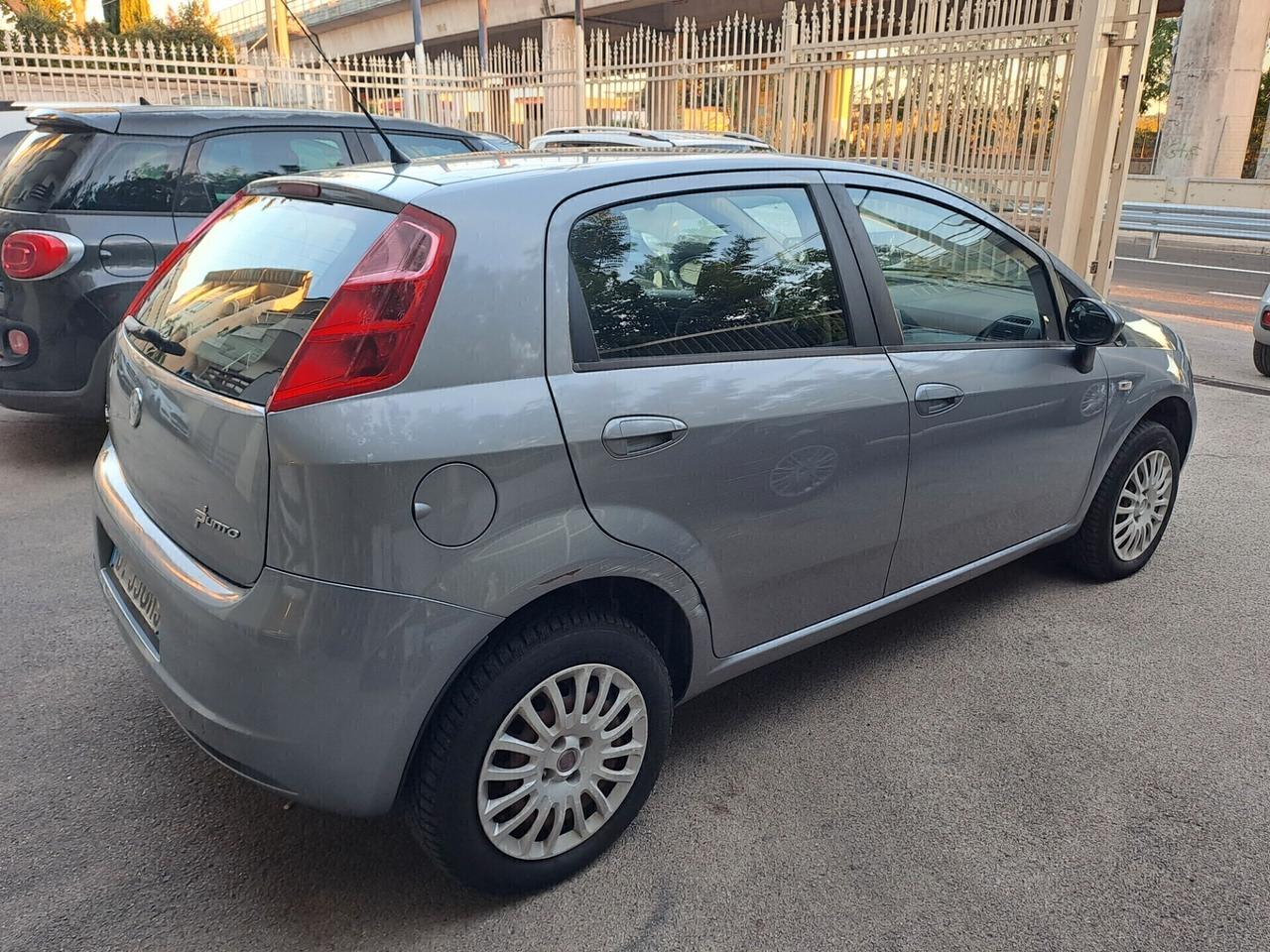 Fiat Grande Punto 1.4 5 porte Dynamic Natural Power