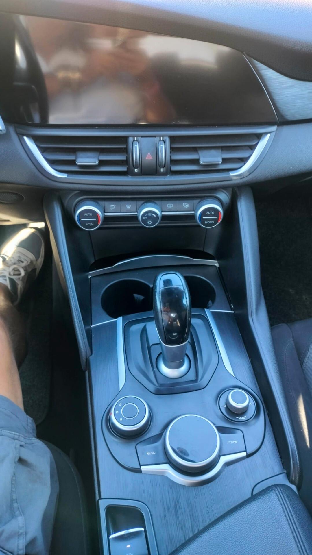 Alfa Romeo Giulia 2.2 Turbodiesel 150 CV AT8 Super