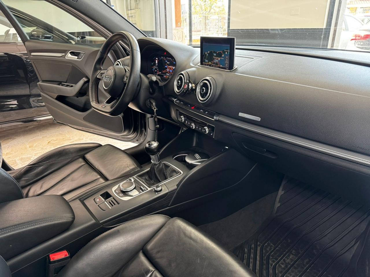 Audi A3 1.6 TDI 116 CV S-Line " Restyling RS"