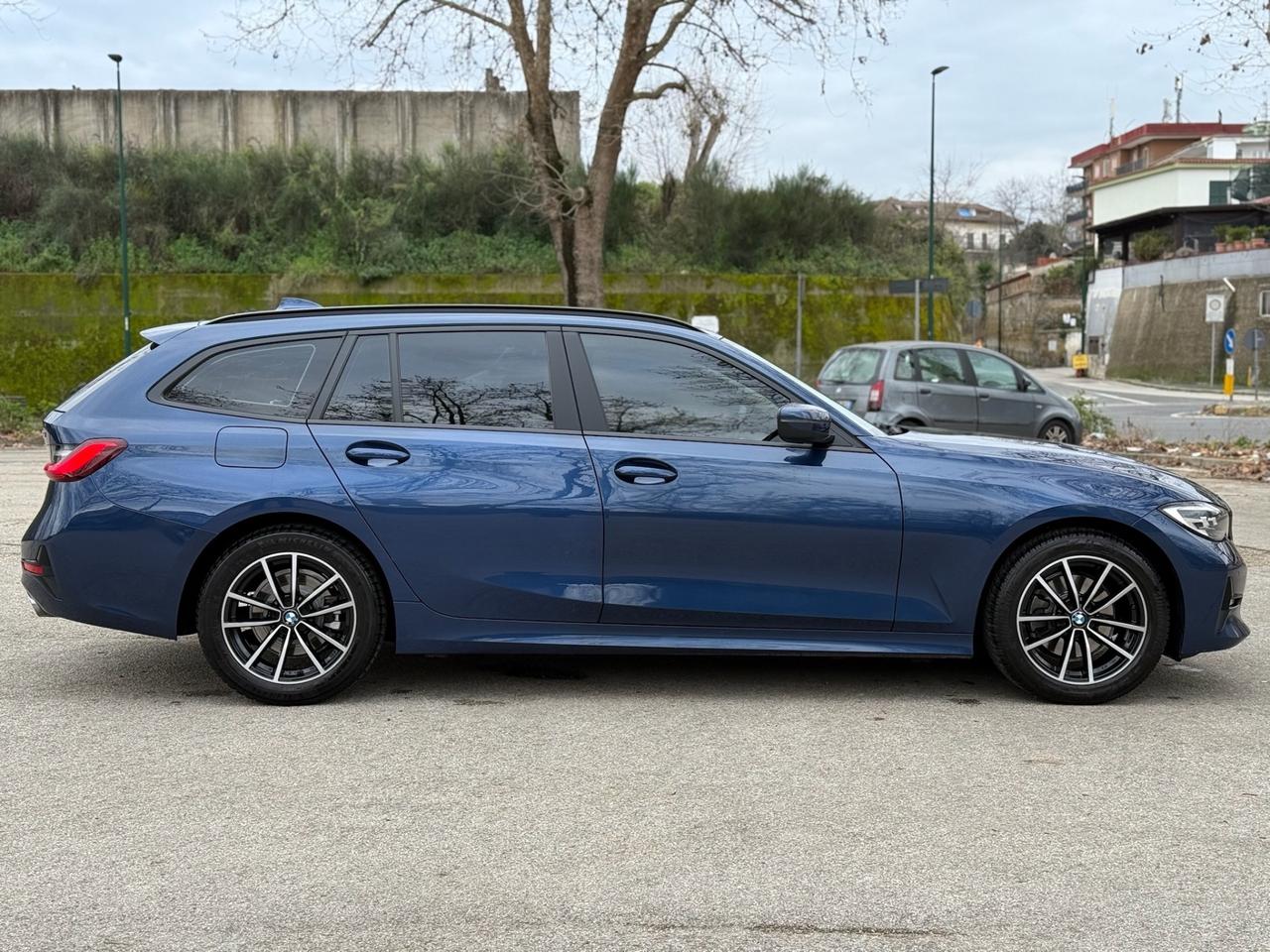 BMW 320d 2021 48V xDrive Touring