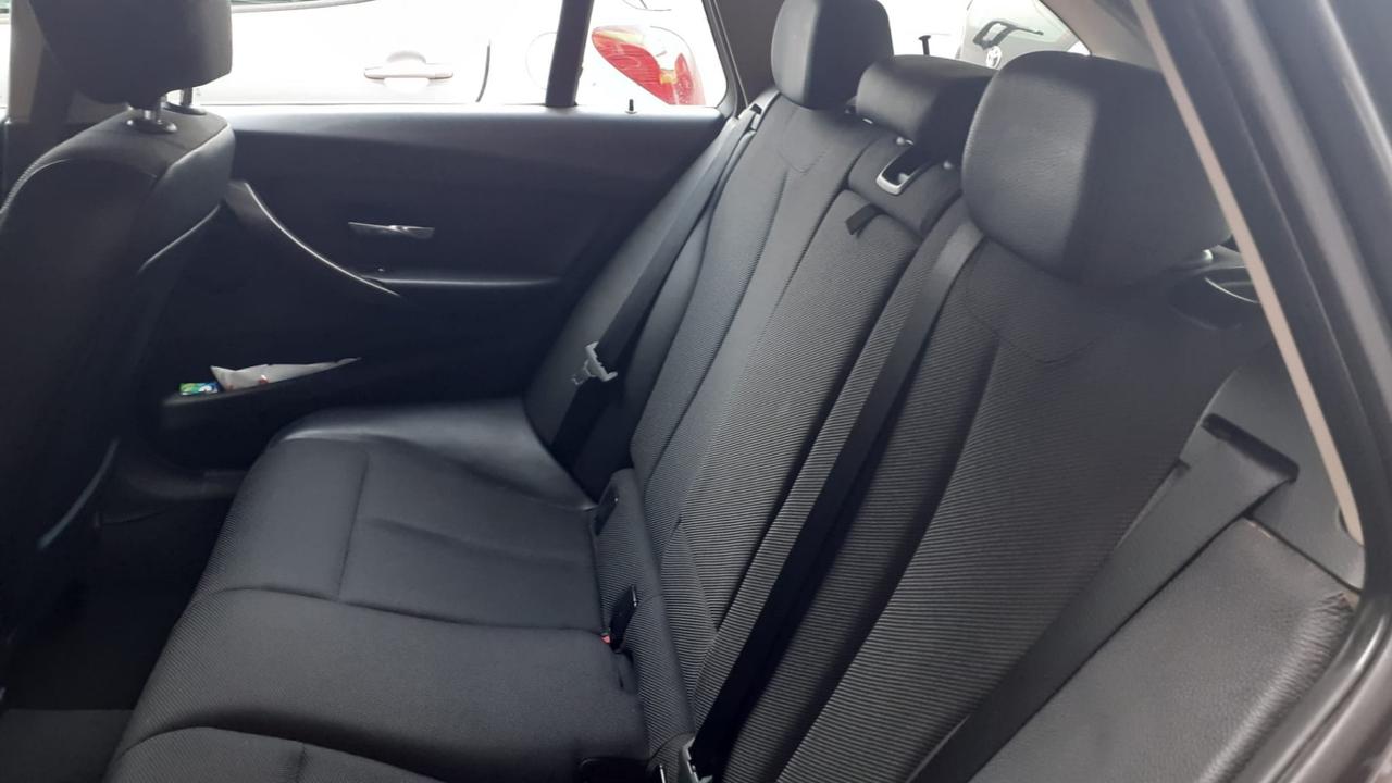 Bmw 320 320d Touring Modern