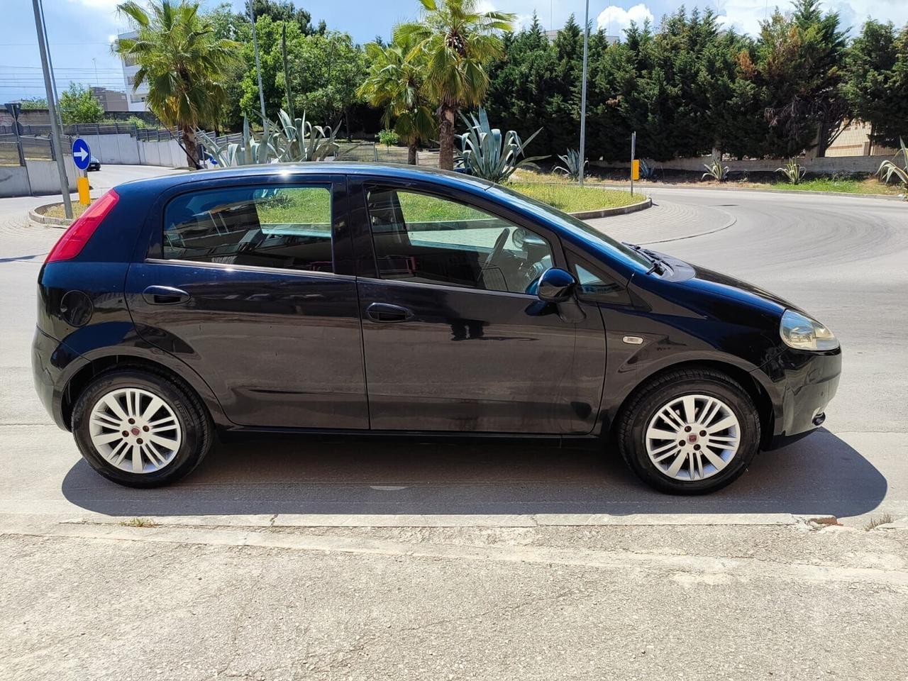 Fiat Grande Punto 1.3 MJT 75 CV E4!!