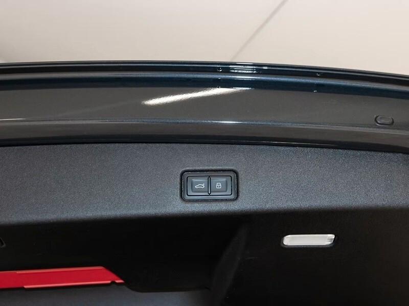 Audi Q5 2.0 TDI mHEV s line quattro tronic(204cv)