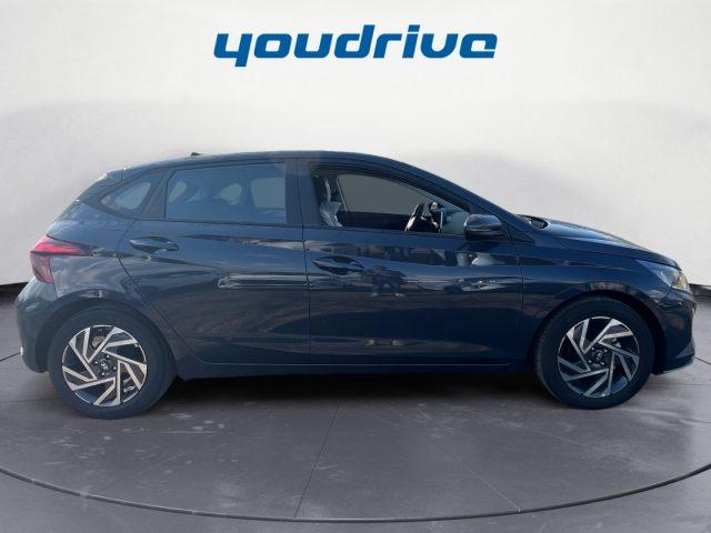 HYUNDAI i20 1.2 MPI MT GPL Connectline MY 25 KM0