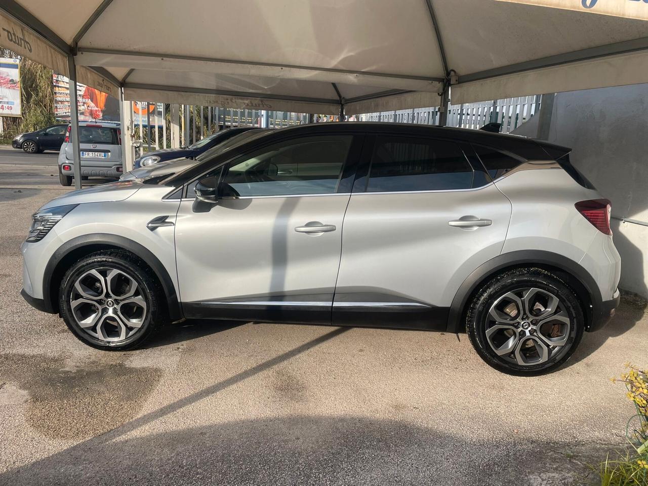 Renault Captur Full Hybrid E-Tech Intens