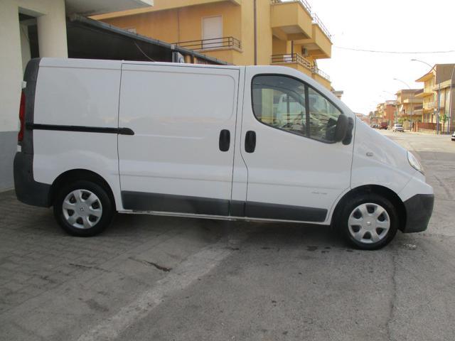 RENAULT Trafic 2.0 dCi L1H1 FURGONATO automatico