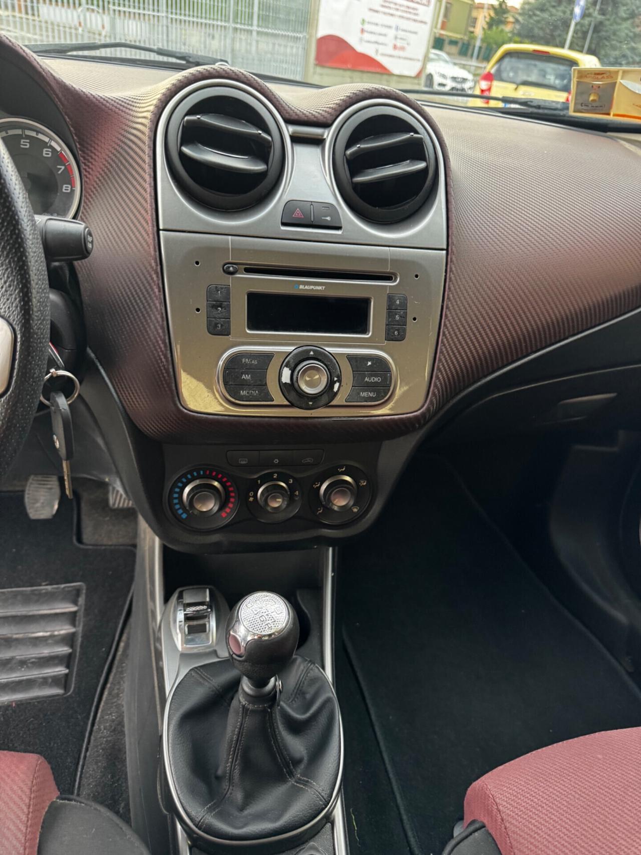 Alfa Romeo MiTo 1.4 T 155 CV Distinctive Sport Pack