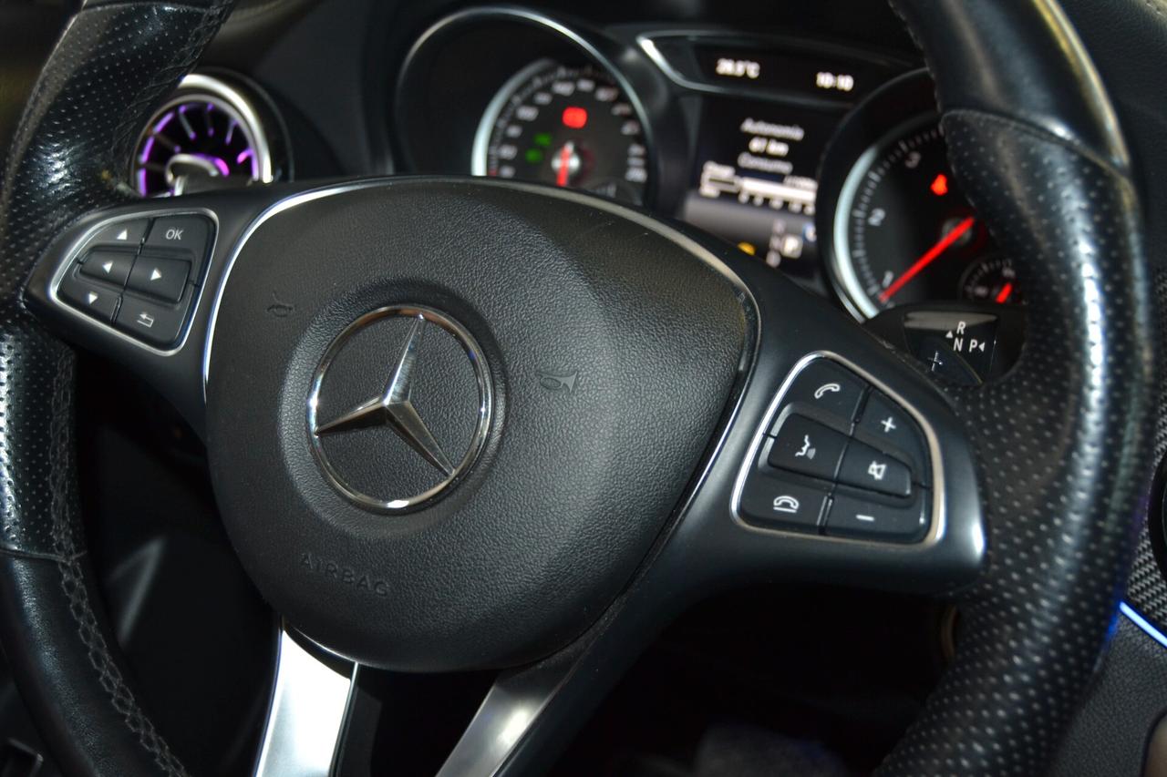 Mercedes-Benz GLA 200D Night EDITION Tetto/Navi/Pelle/Auto