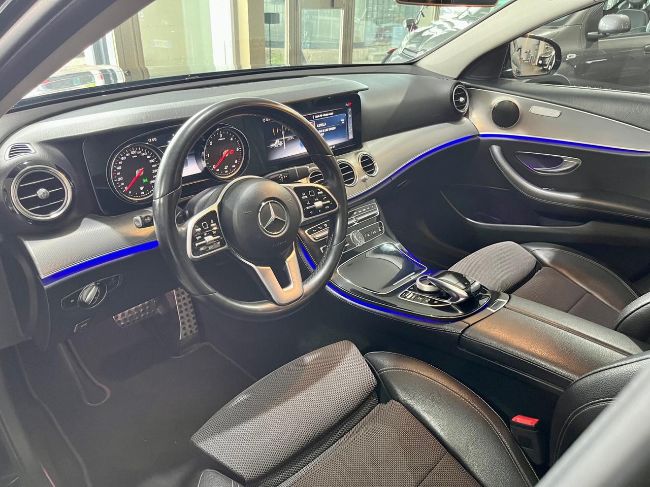 Mercedes-benz E 220 d 4MATIC Auto 9G Premium