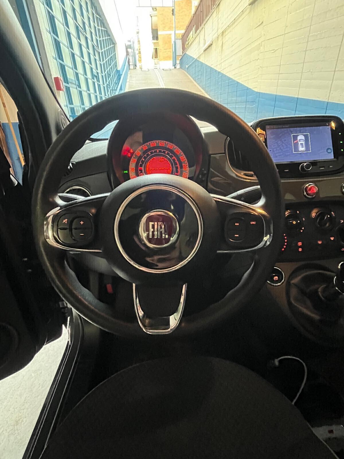 Fiat 500 1.0 Hybrid Dolcevita solo 50.000 km !!!!!!!!!!!!!