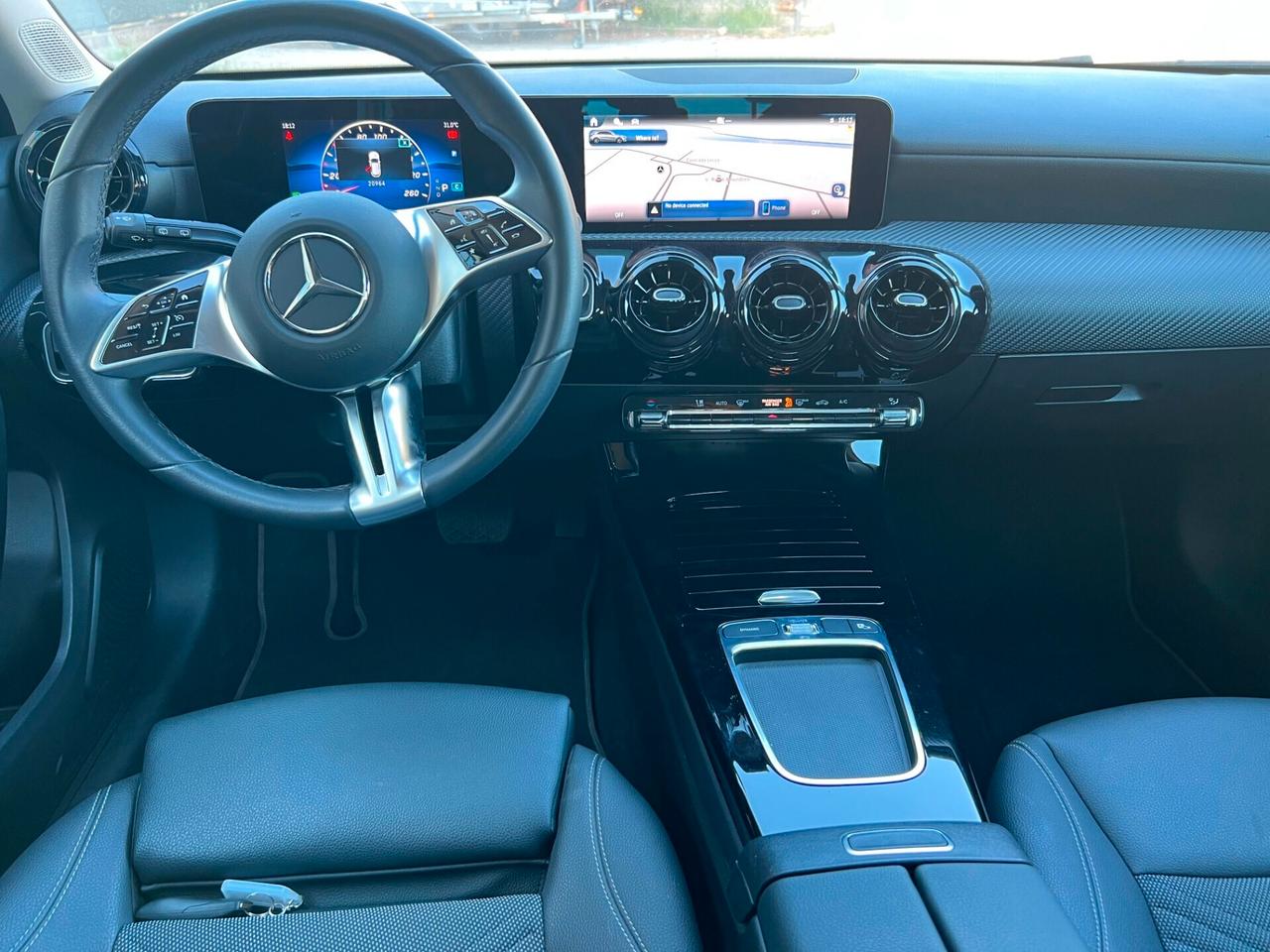 Mercedes-benz A 180 d Automatic AMG Line Advanced Plus -2025