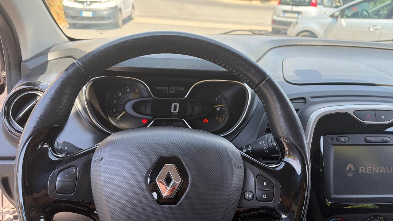 Renault Captur dCi 8V 90 CV EDC Start&Stop Energy Iconic