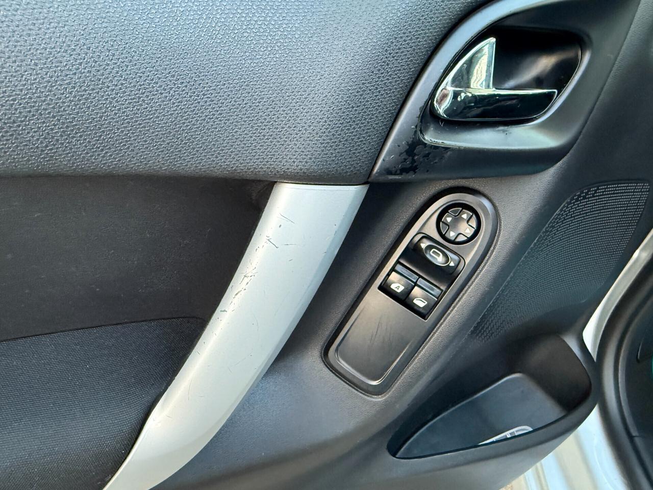 Citroen C3 1.1 Attraction - NeoPatentati