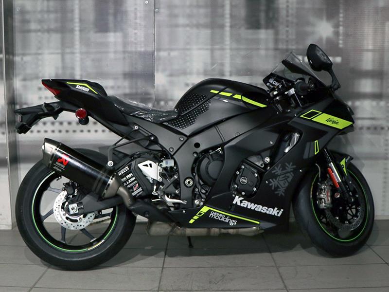 Kawasaki Ninja 1000 ZX-10RR Winter Test