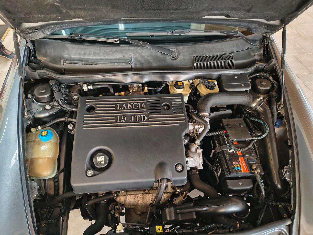 Lancia Lybra 1.9 JTD cat Intensa