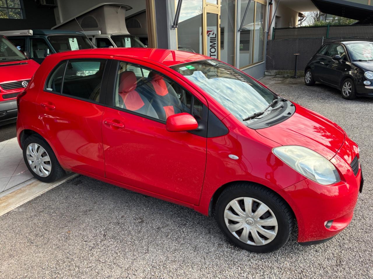 Toyota Yaris 1.3 Sol - 5 porte