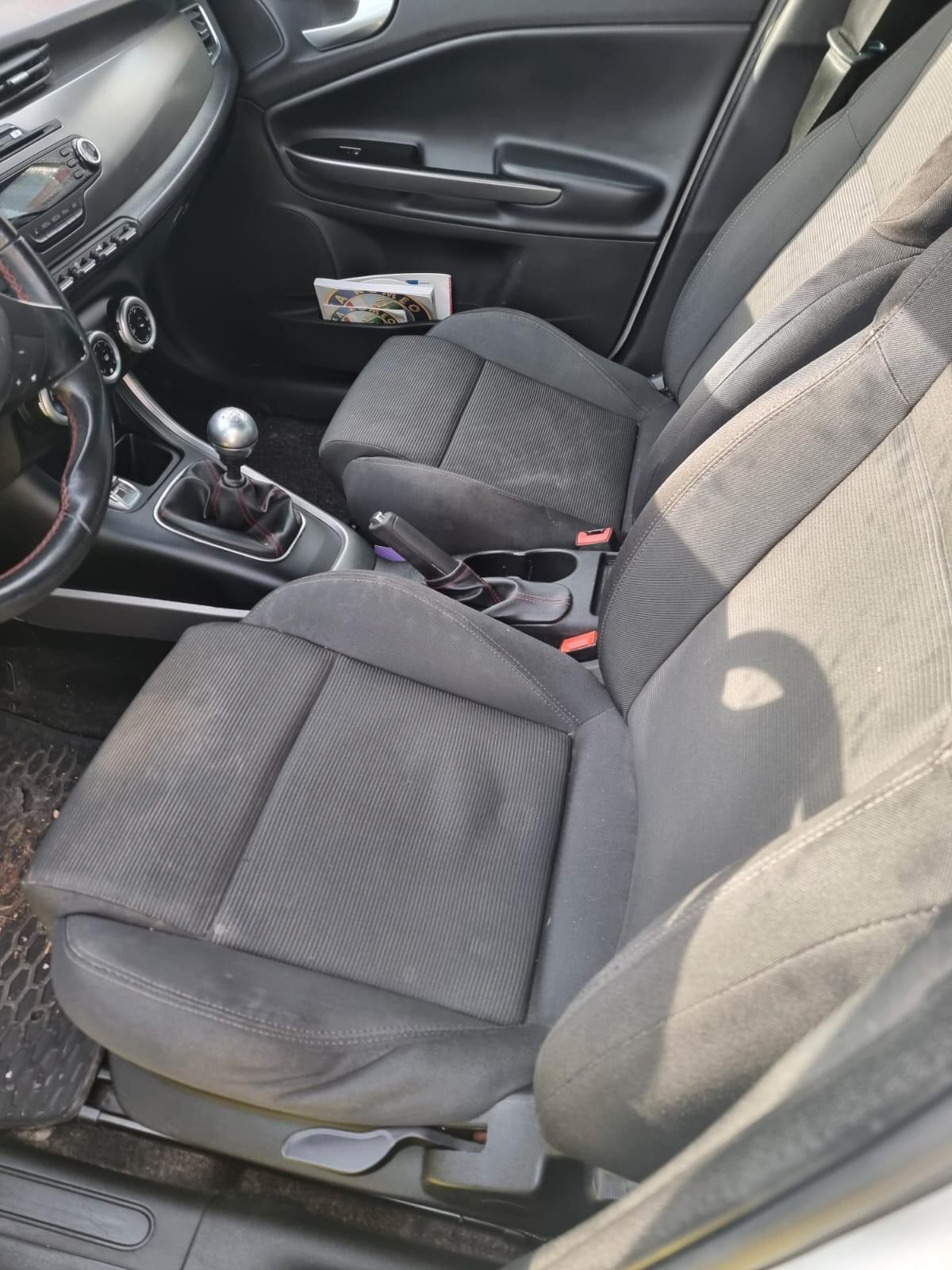 Alfa Romeo Giulietta 1.6 JTDm-2 105 CV Exclusive