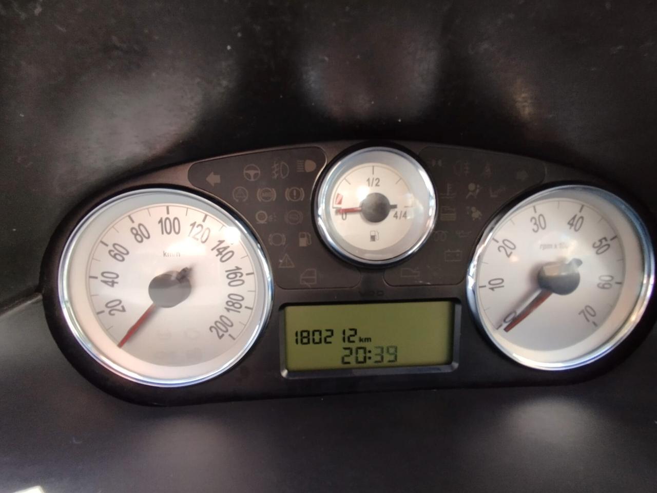 Lancia Ypsilon 1.3 MJT 75 CV Argento