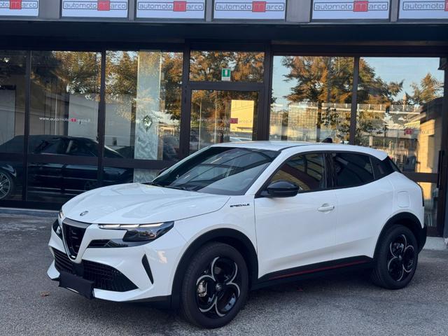 ALFA ROMEO Junior 1.2 145 CV Hybrid eDCT6 Speciale SOLO "3000 KM"