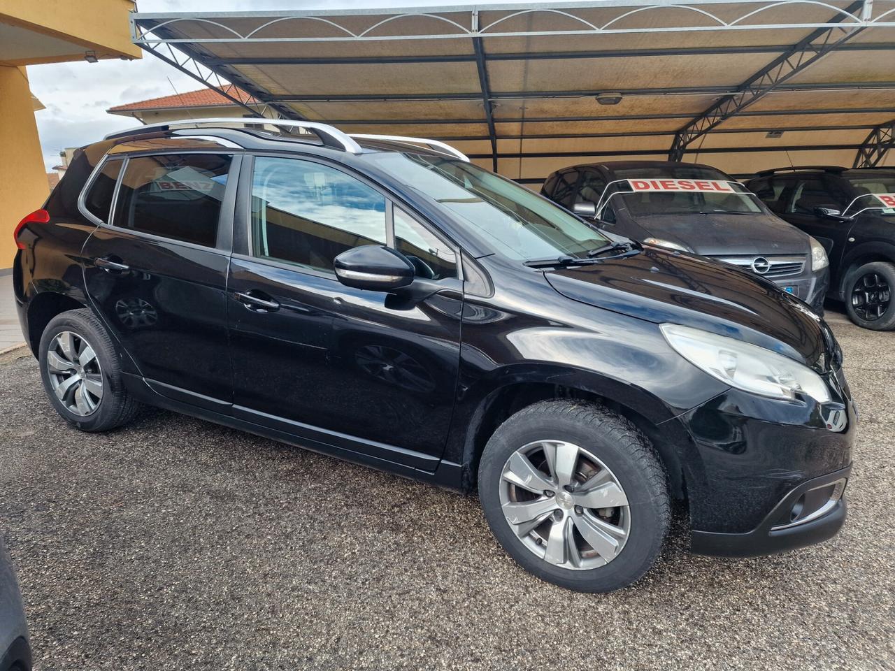 Peugeot 2008 PureTech 82 Allure, 119 mila chilometri