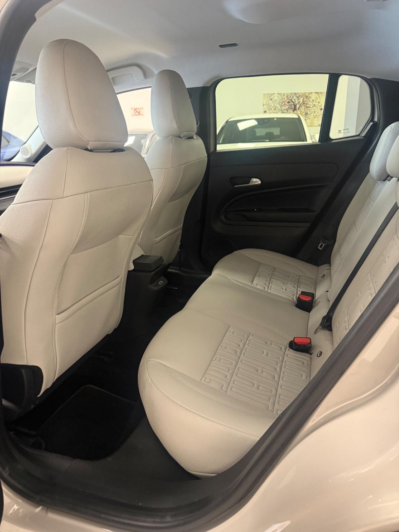 Fiat 600 Hybrid 110 CV DCT MHEV La Prima II