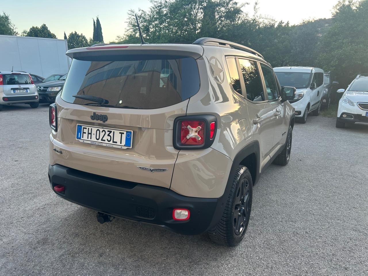 Jeep Renegade 2.0 Mjt 170CV 4WD Trailhawk gancio traino Automatico
