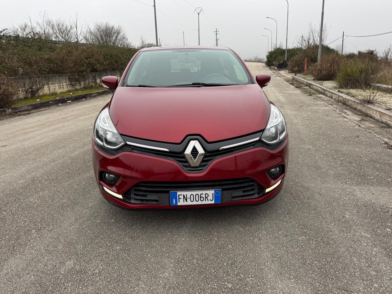 Renault Clio dCi 8V 75 CV 5 porte Moschino Life