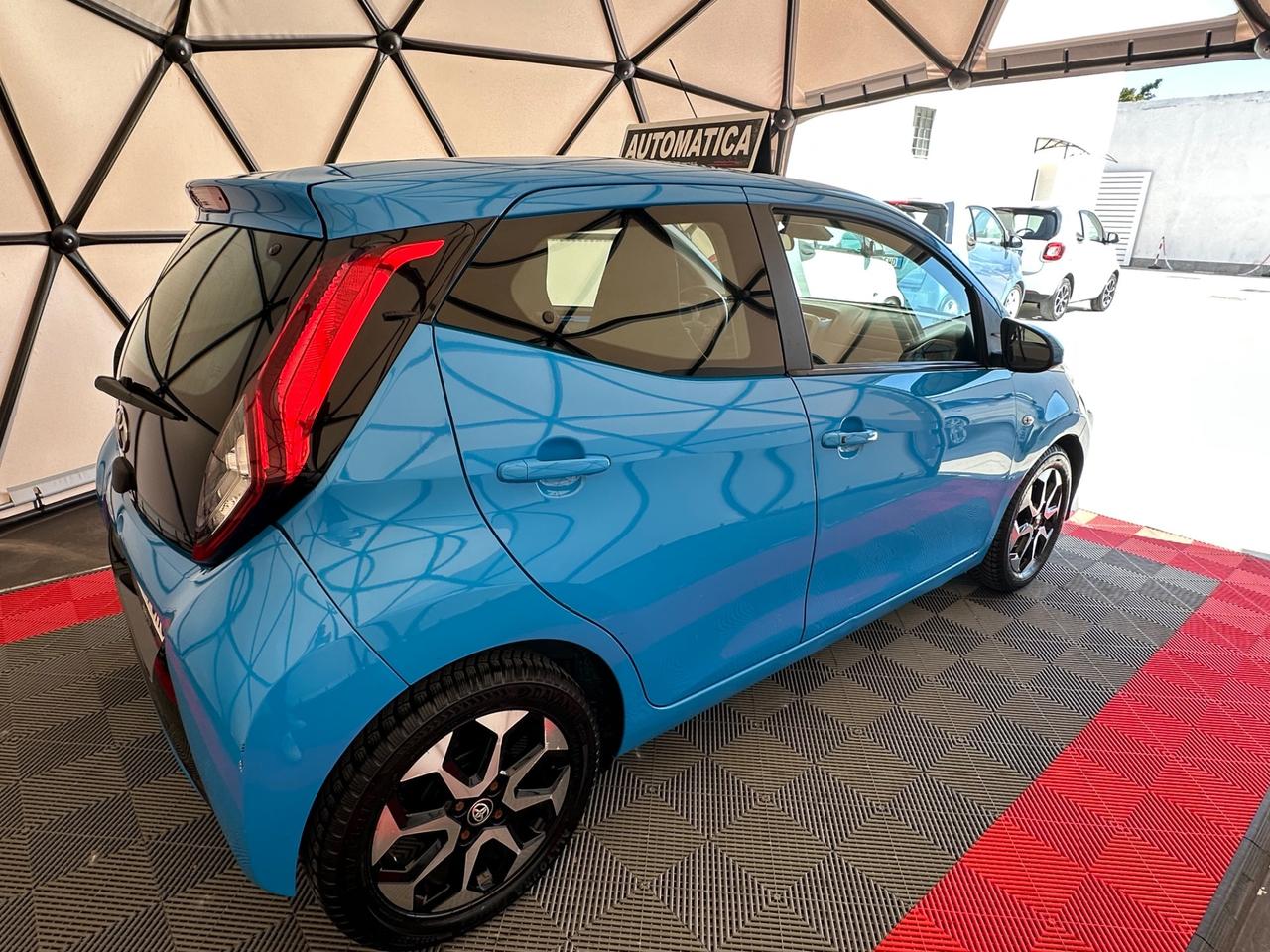 Toyota Aygo X 1.0 VVT-i 72 CV 5 porte Lounge Air S-CVT