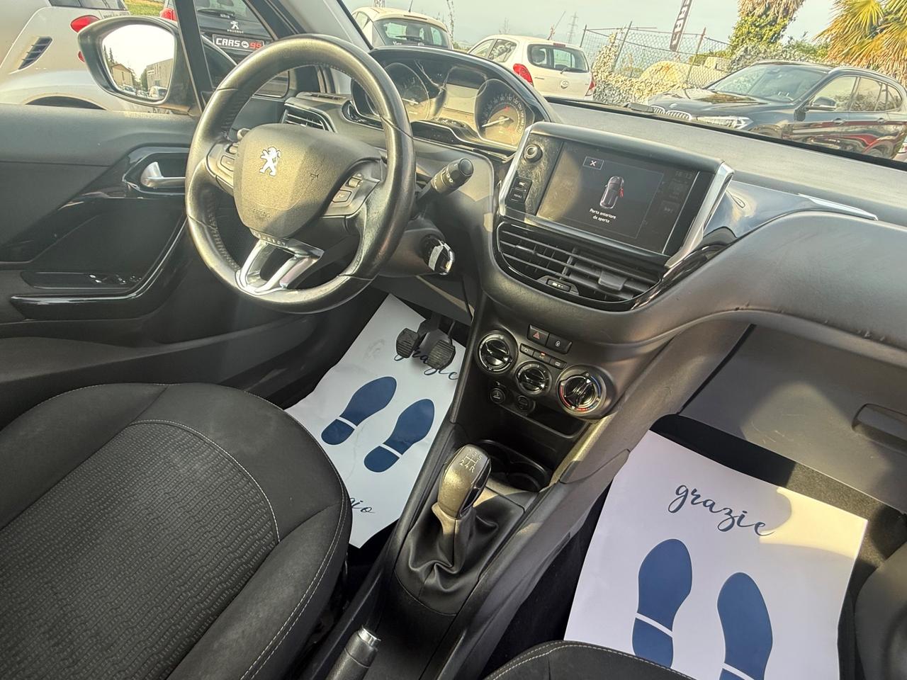 Peugeot 208 PureTech 82 5 porte Allure