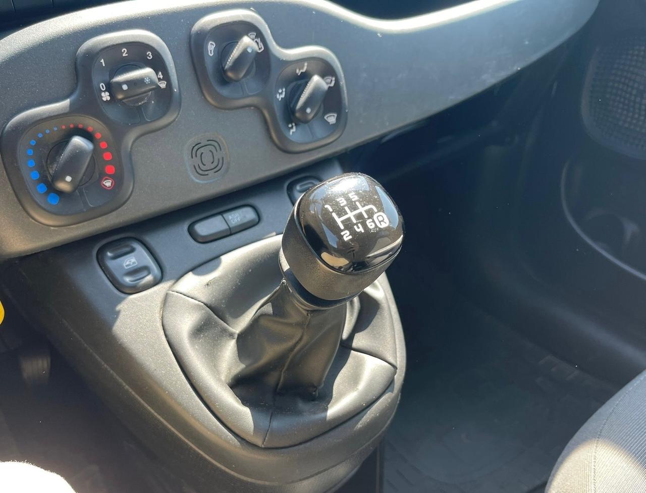 Fiat Panda 1.0 S&S Hybrid Pop Van 2 posti