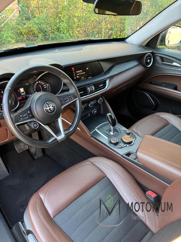 Alfa Romeo Stelvio 2.2 Turbodiesel 190 CV AT8 RW SUPER