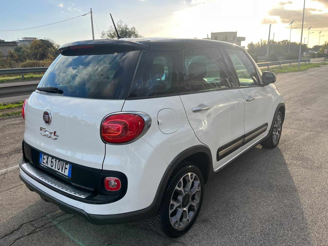 Fiat 500L 1.6 Multijet Trekking Unipro 2014
