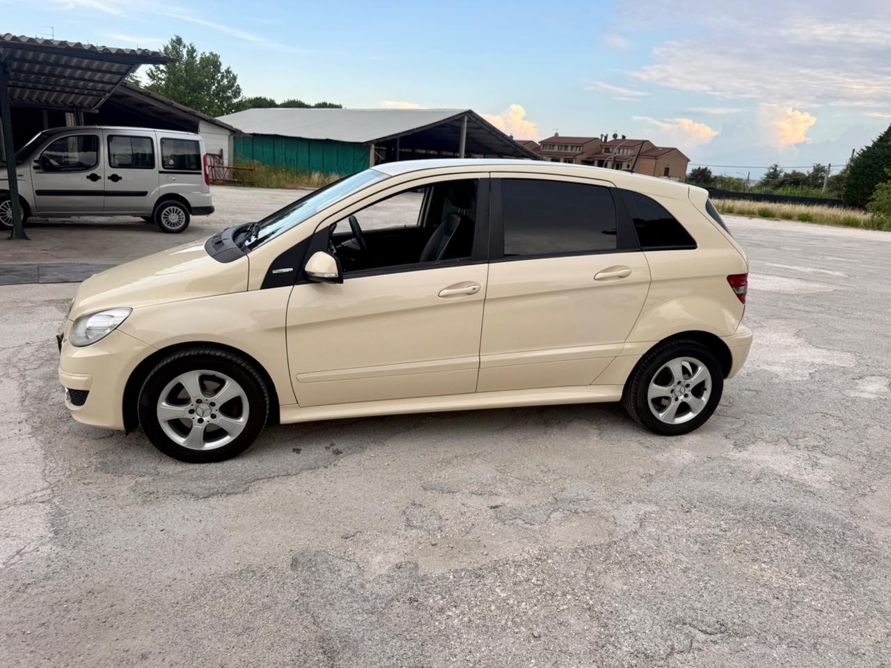 Mercedes classeB 2.0 Metano cambio automatico