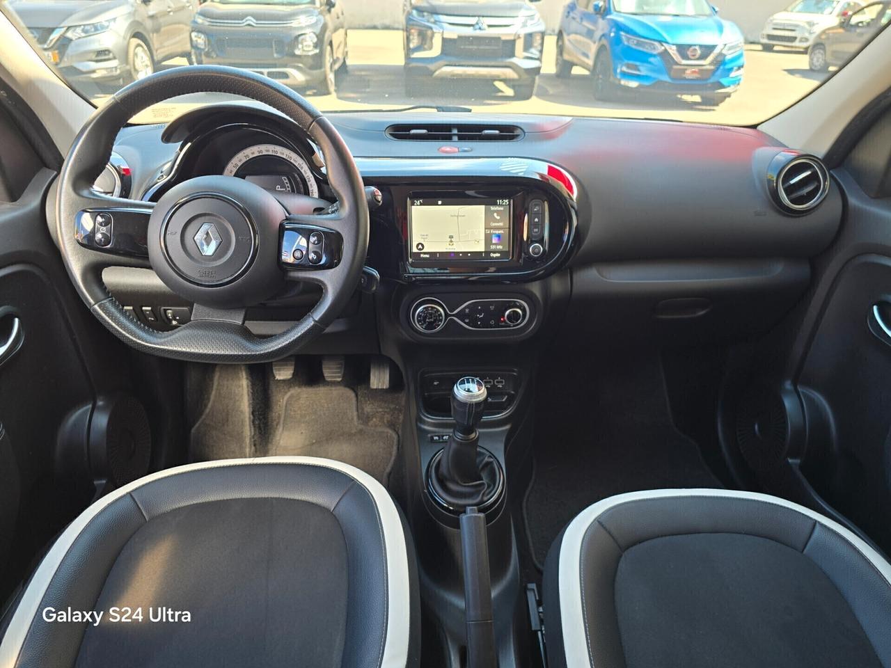 Renault Twingo SCe 65 CV Urban Night