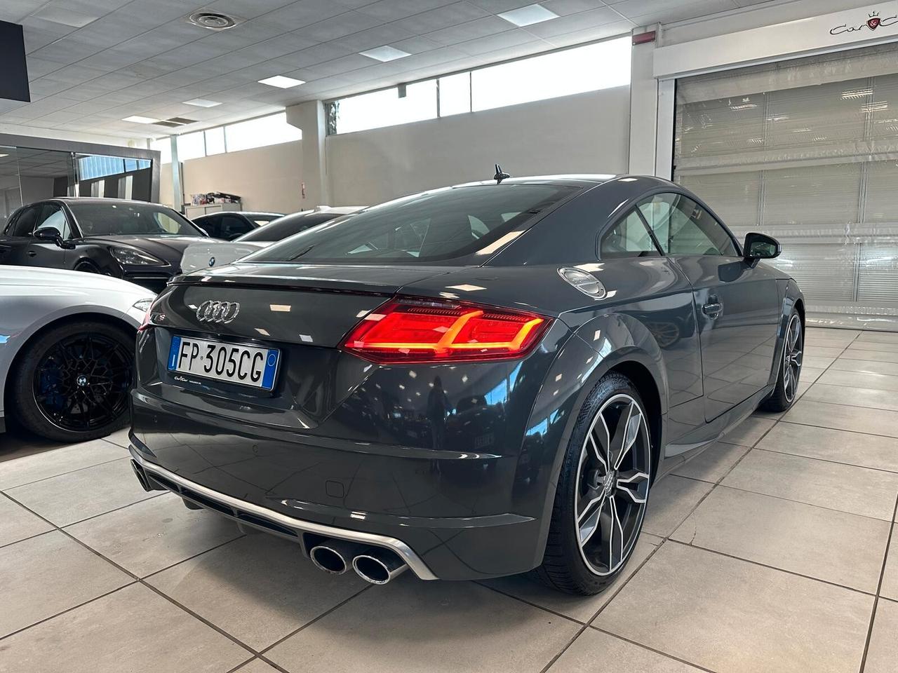 Audi TT TTS Coupé 2.0 TFSI 310 CV quattro