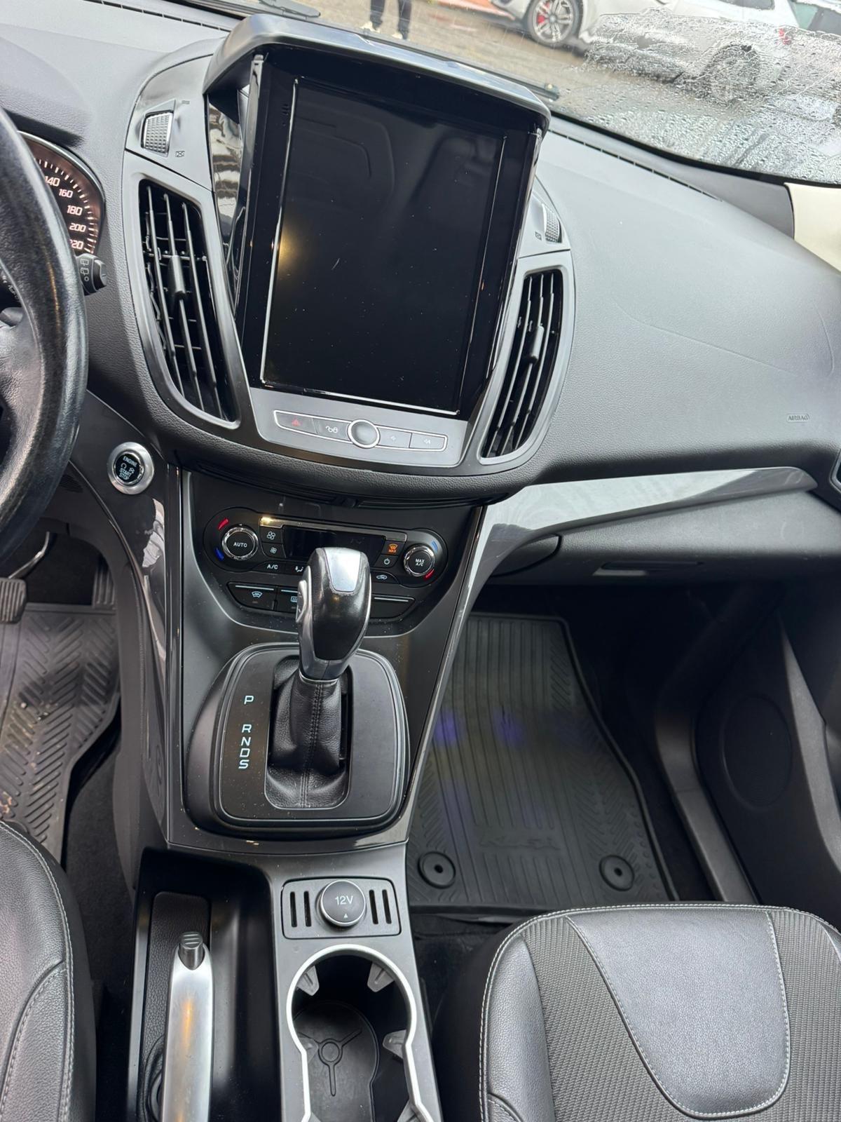 Ford Kuga 2.0 TDCI 150 CV S&S 4WD Titanium