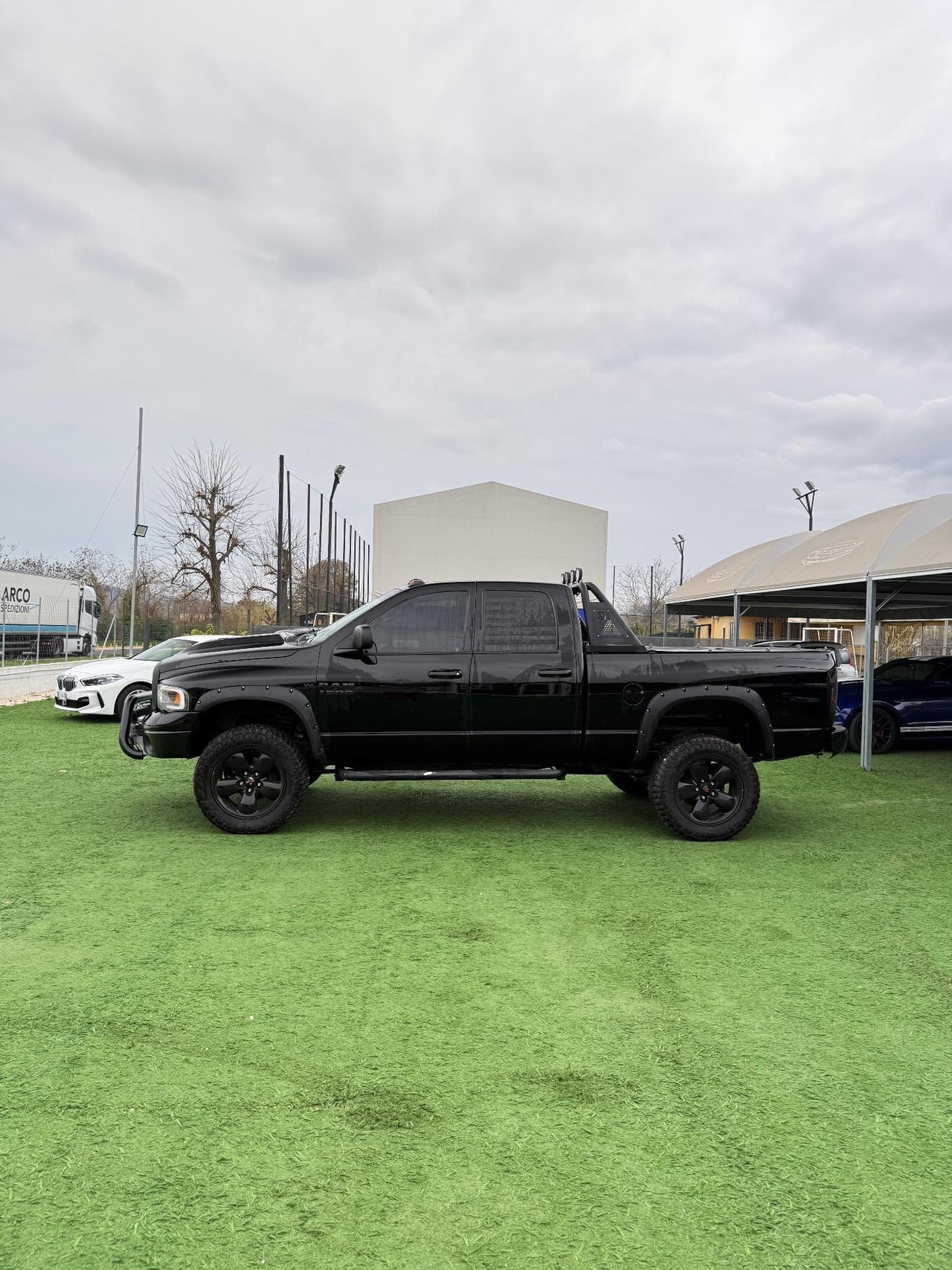 Dodge RAM 1500 4x4 4.7 MAGNUM AUTOCARRO