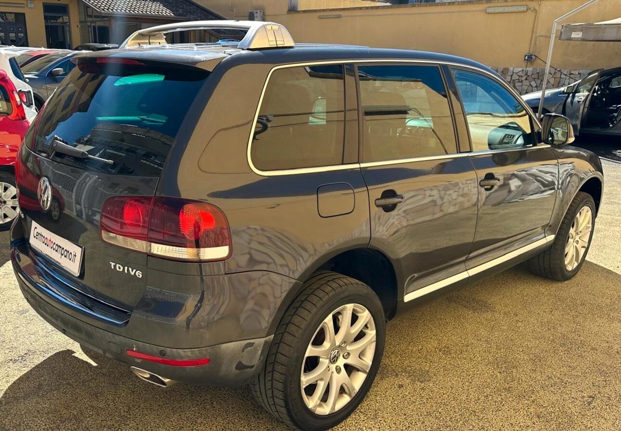 Volkswagen Touareg 3.0 V6 tdi Executive