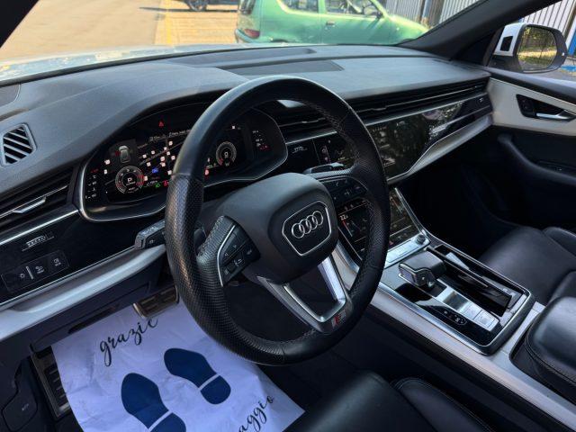 AUDI Q8 45 TDI quattro tiptronic Sport